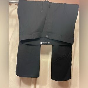 Betabrand size 2X pull-on dress pants. Faux pockets. Heavier weight. Like new.